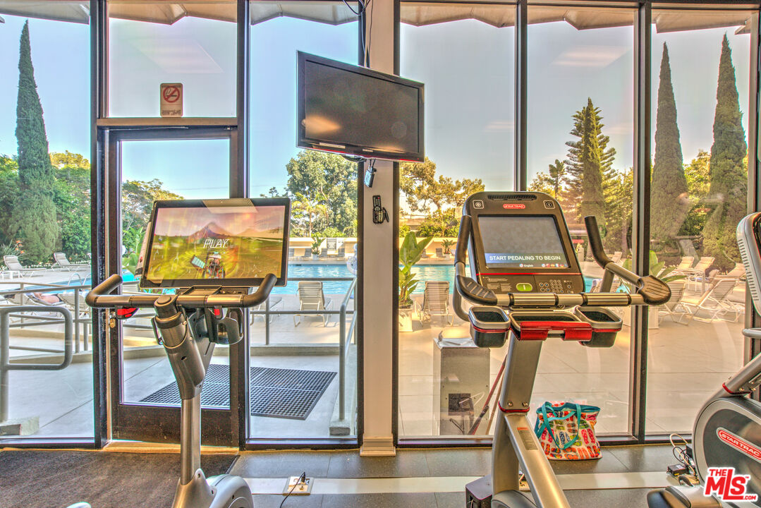2160 Century Park East, Unit 1607 Los Angeles, CA 90067 - Photo 28 of 38 a view of gym equipment