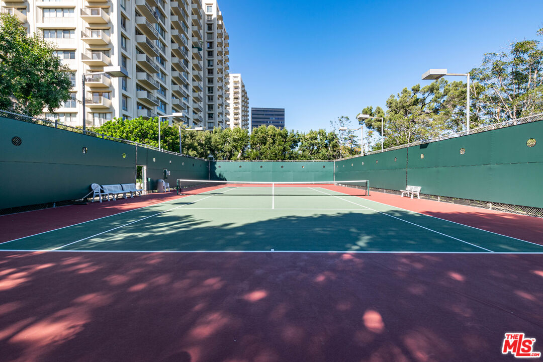 2160 Century Park East, Unit 1607 Los Angeles, CA 90067 - Photo 33 of 38 a view of a park
