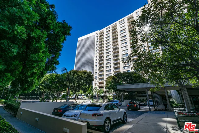 a view of street with large building