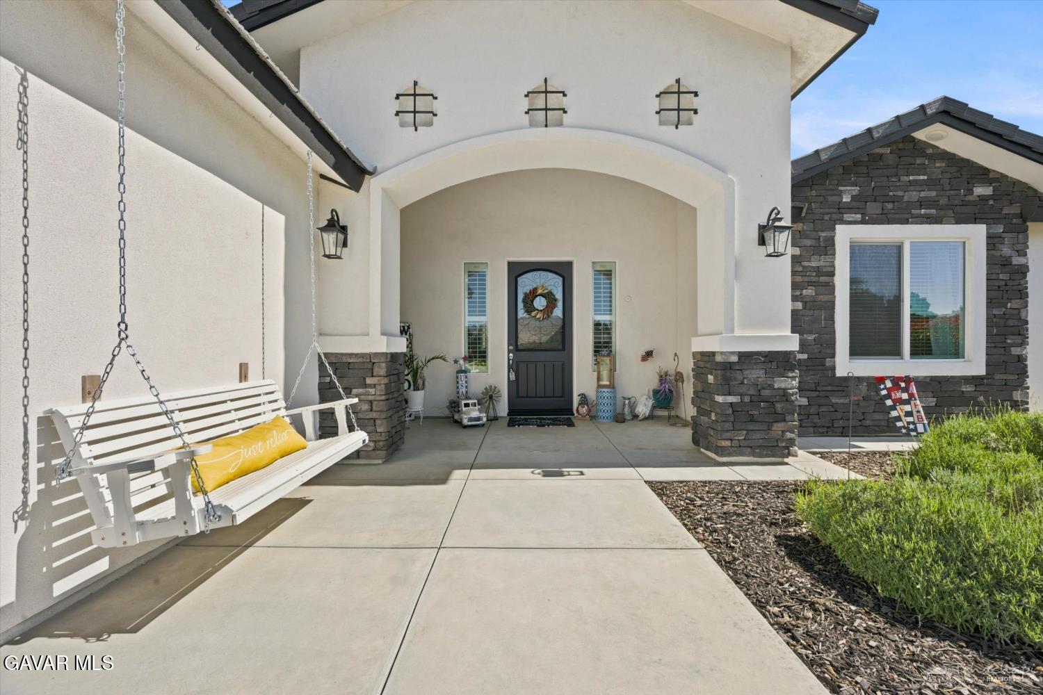 410 Rosehaven Lane Tehachapi, CA 93561 - Photo 3 of 12 Rosehaven 23