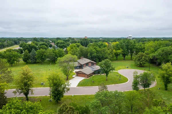 $40,262 | 1487 Edgewood Court, Wahpeton, ND 58075