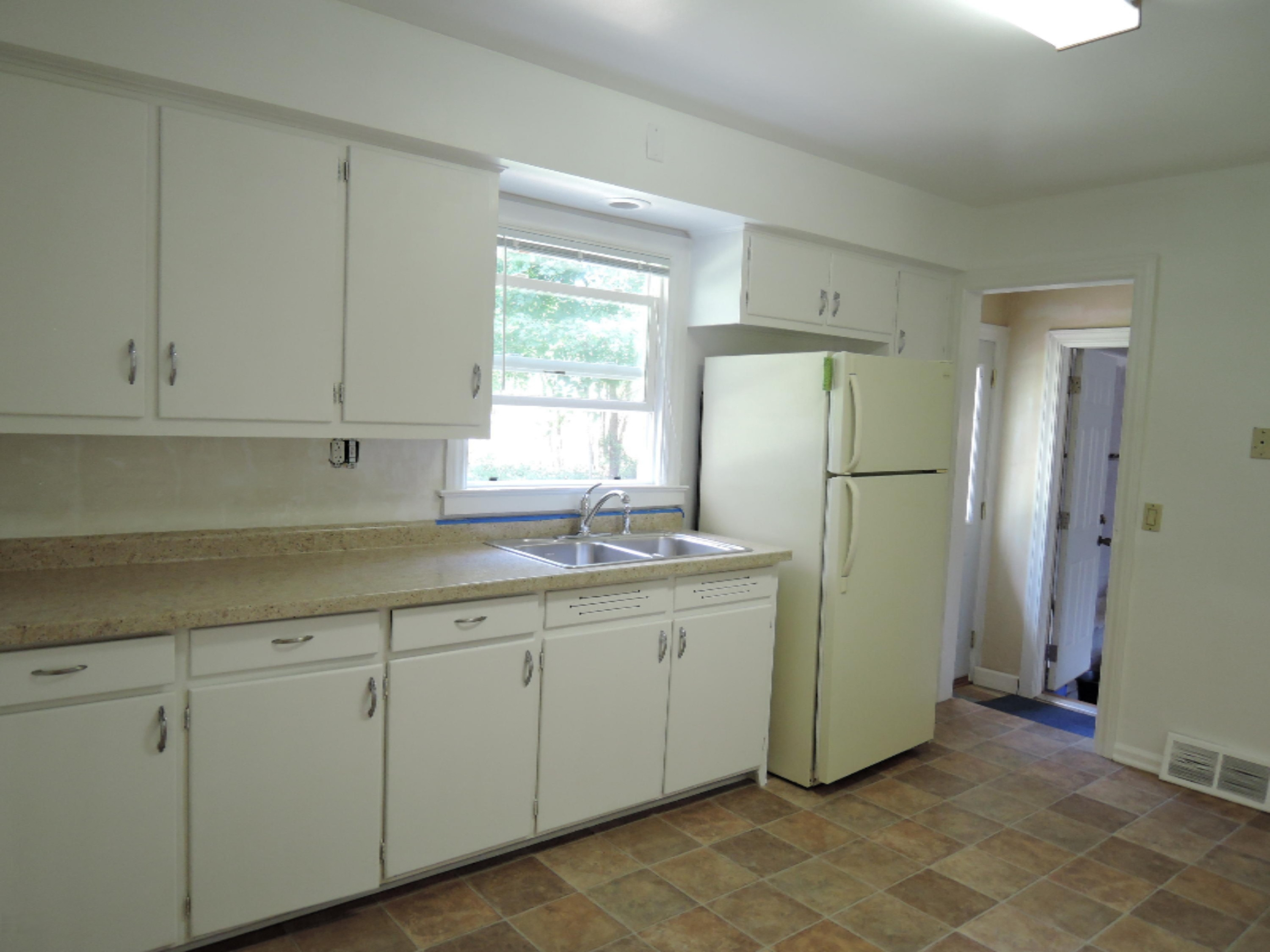 3104 Random Road Kalamazoo, MI 49004 - Photo 13 of 23 3104 Random Road