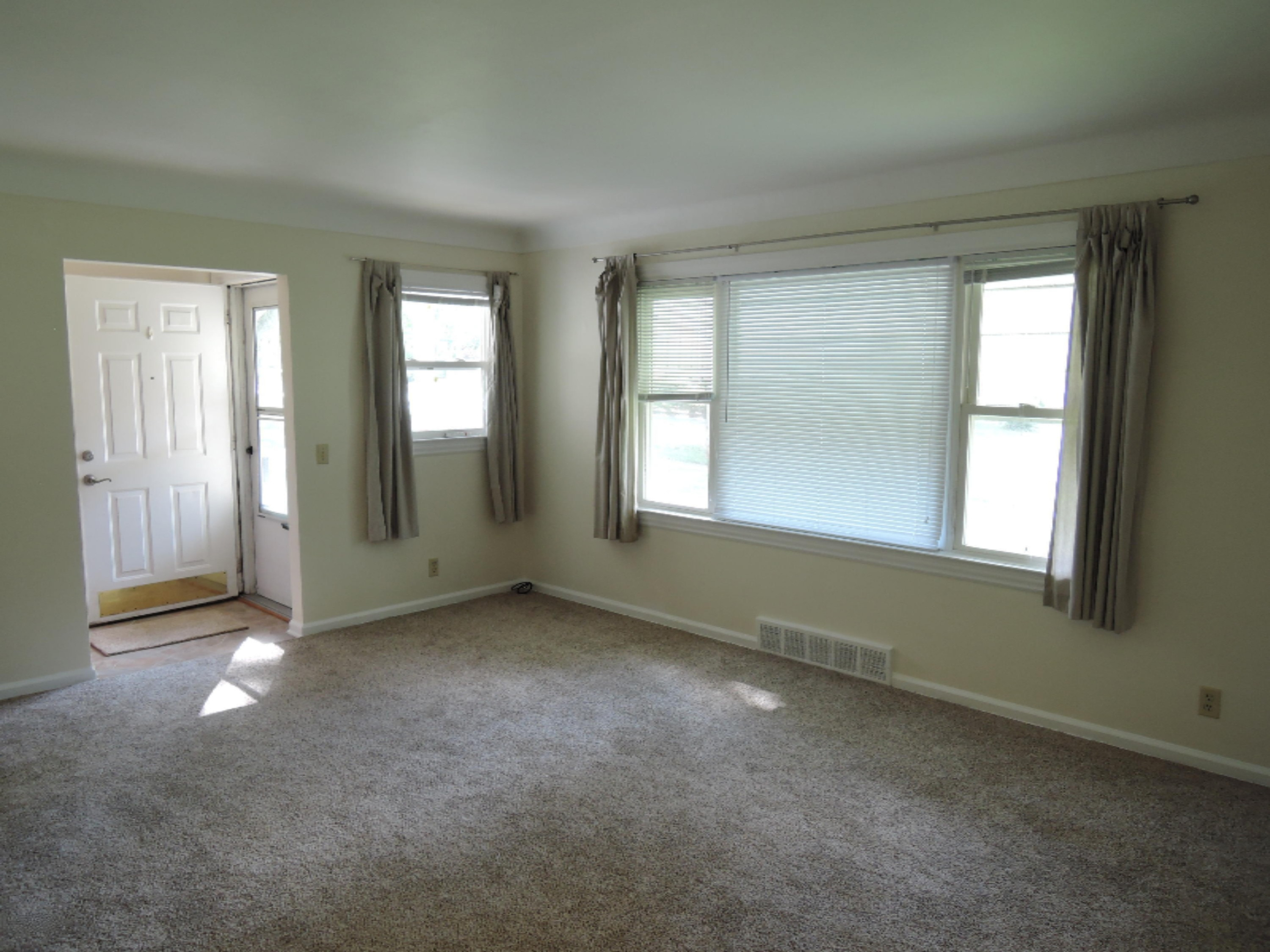 3104 Random Road Kalamazoo, MI 49004 - Photo 17 of 23 3104 Random Road