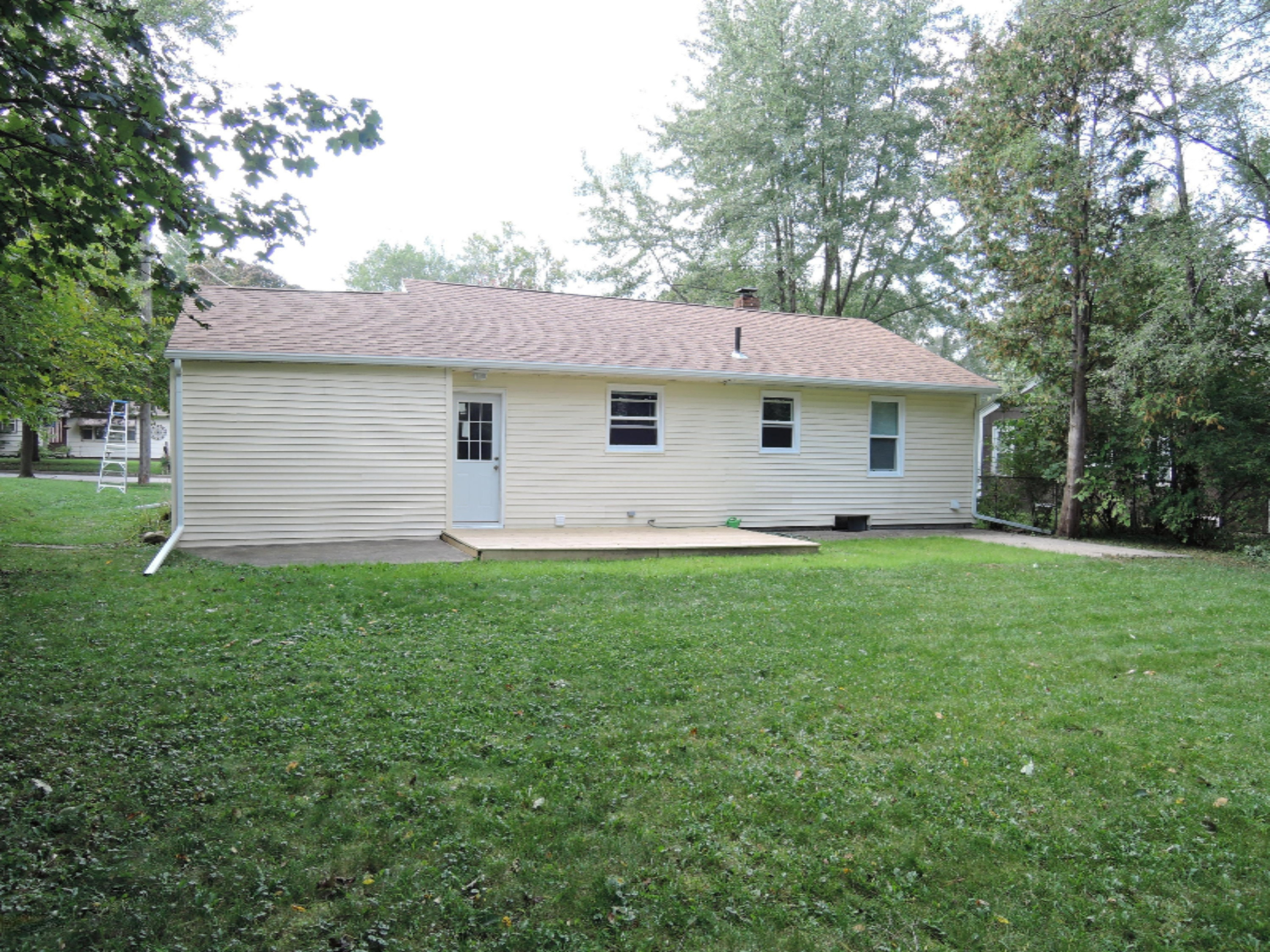 3104 Random Road Kalamazoo, MI 49004 - Photo 5 of 23 3104 Random Road
