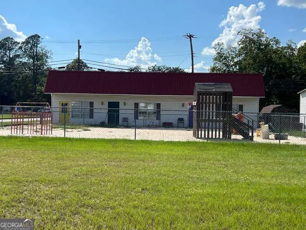 $250,000 | 408 North Grant Street, Fitzgerald, GA 31750