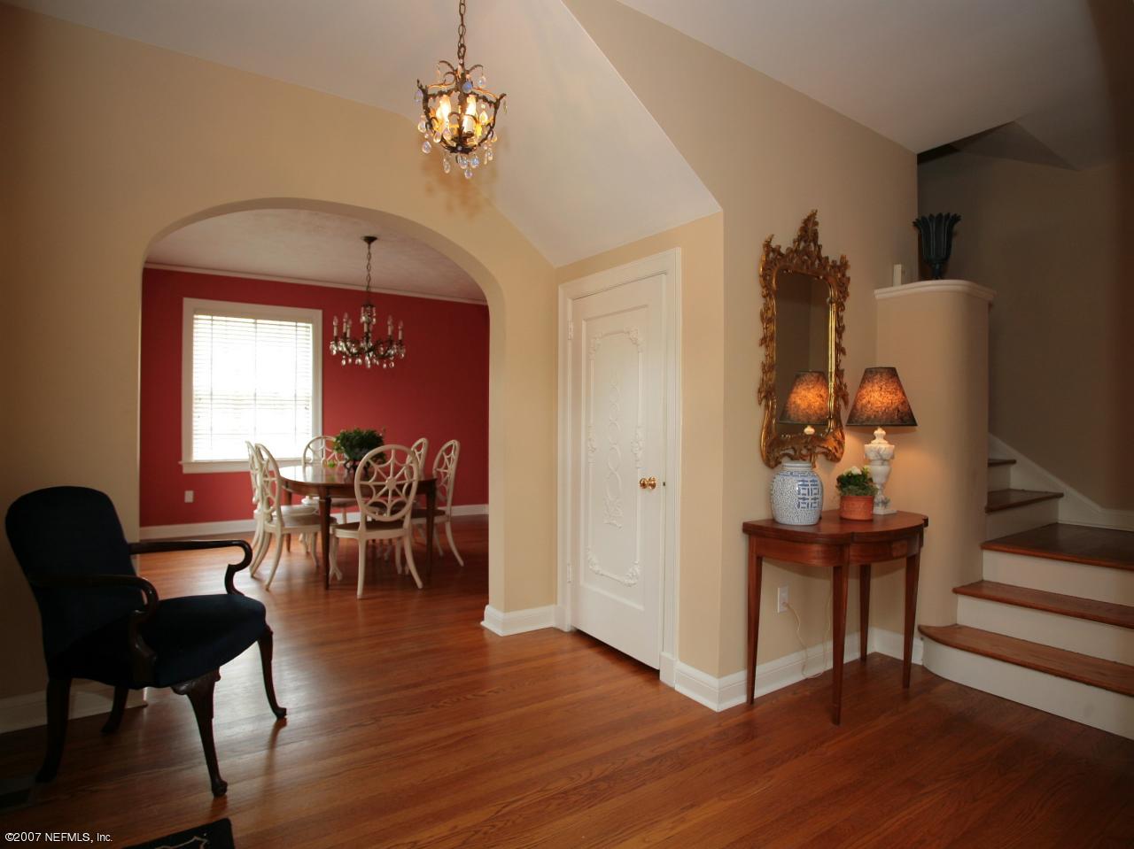 2419 Pineridge Road Jacksonville, FL 32207 - Photo 3 of 21 Foyer