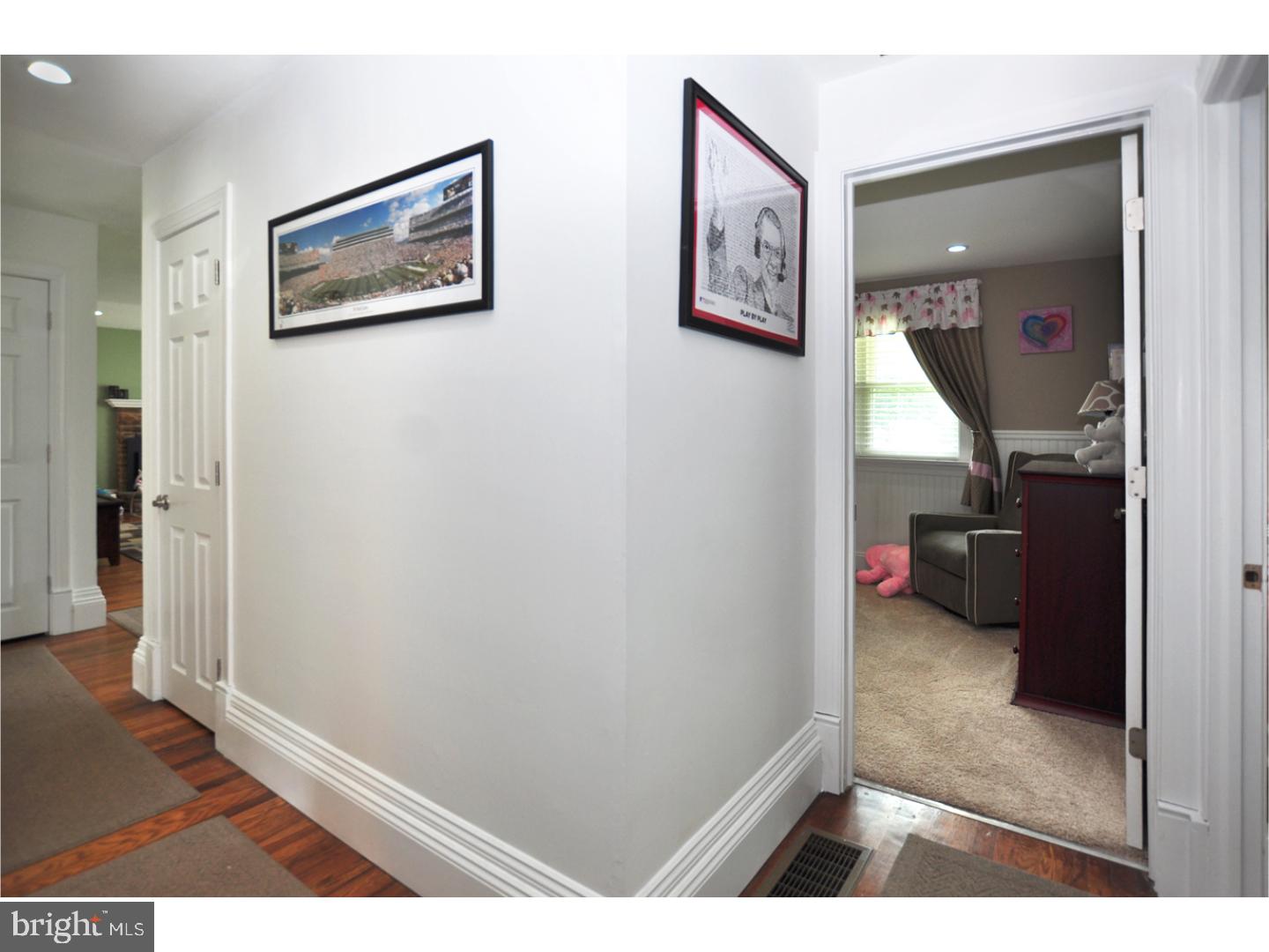 630 Gallen Road Horsham, PA 19044 - Photo 16 of 25 Hallway