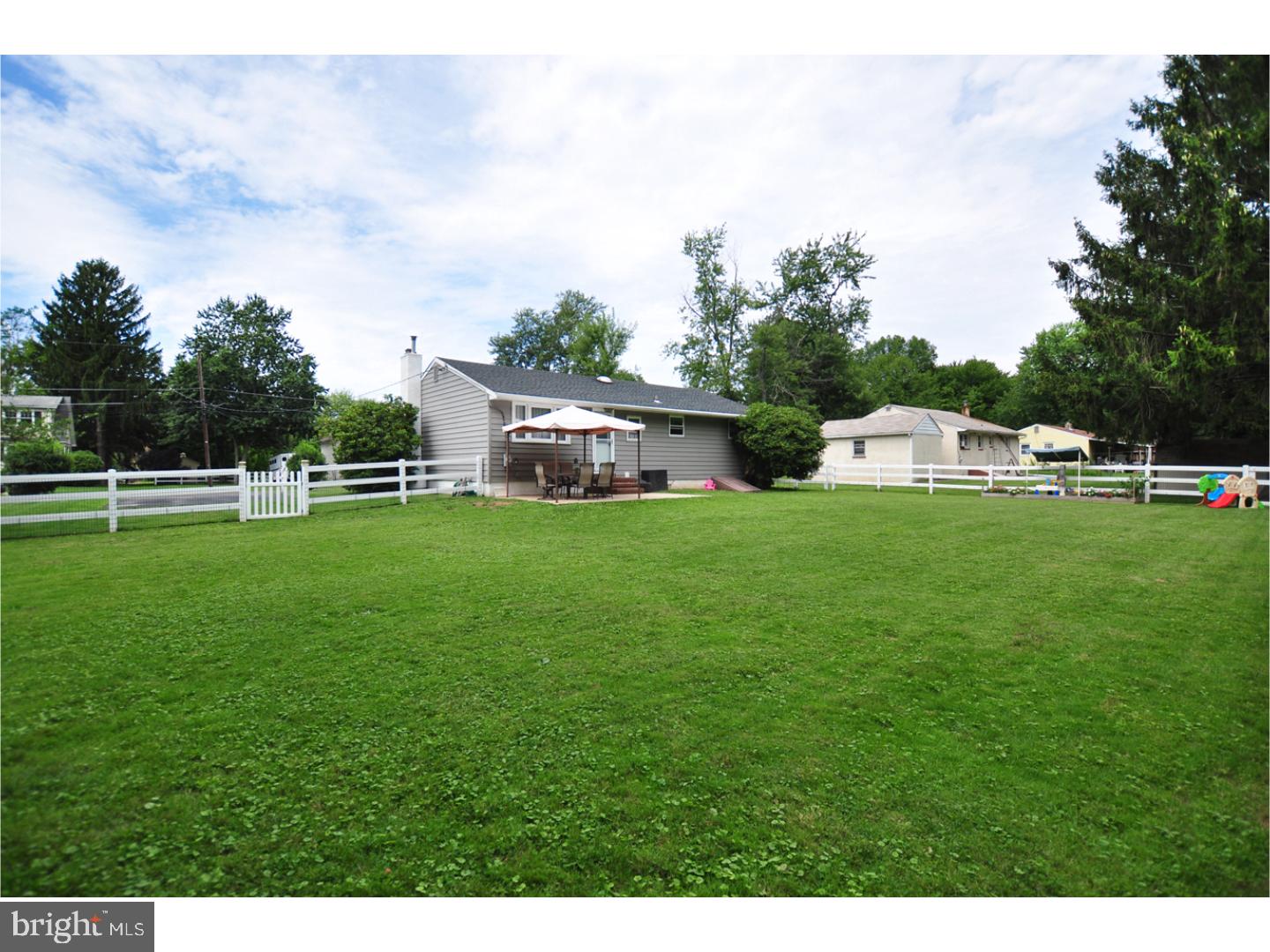 630 Gallen Road Horsham, PA 19044 - Photo 22 of 25 Exterior Back