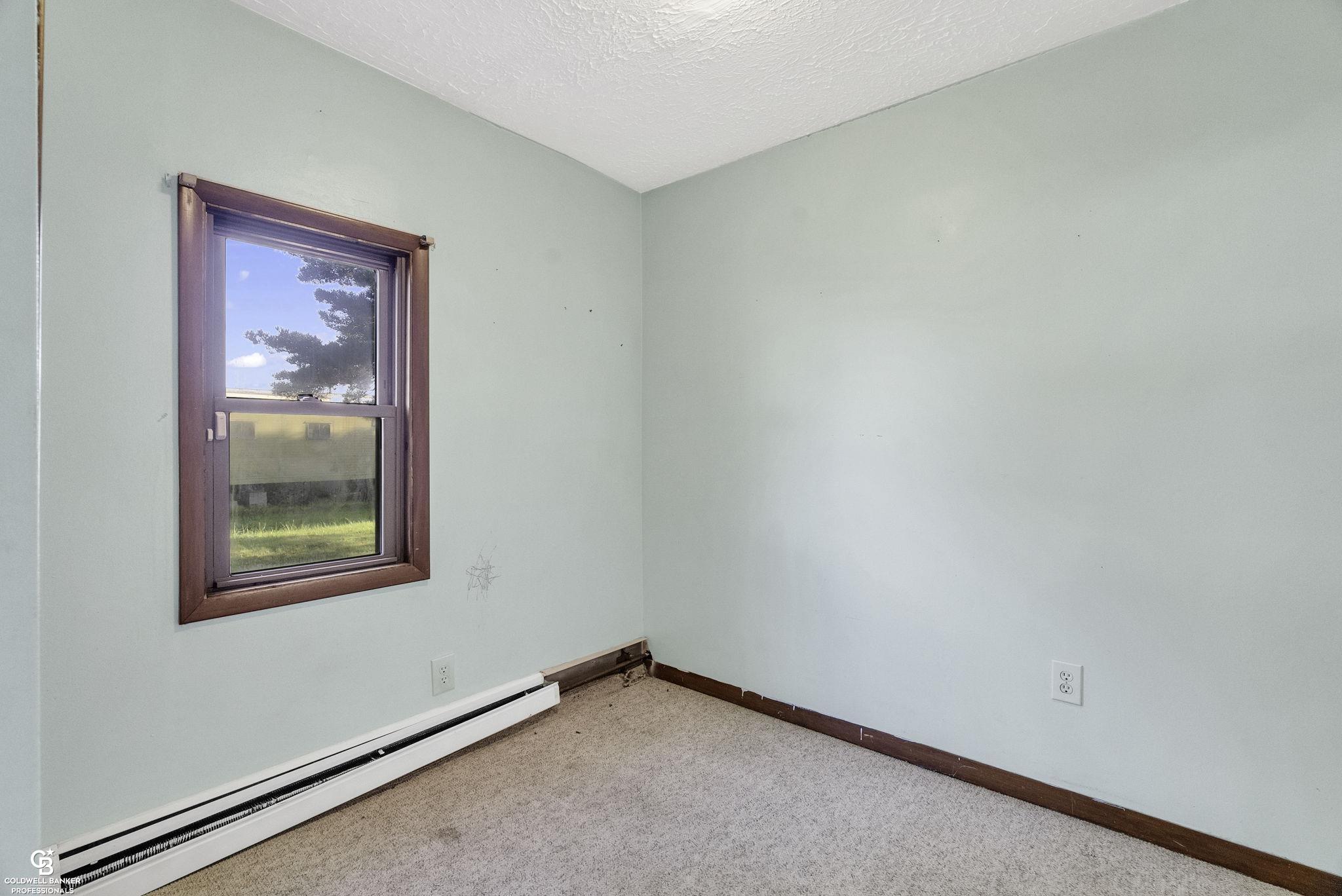 1461 Minnesota Road Port Huron, MI 48060 - Photo 22 of 35 50155936-c3ee1e60-754a-4ac6-8444-25e6f23b295e.JPG
