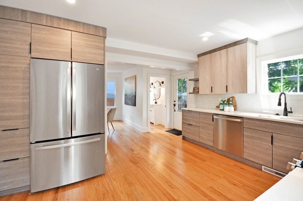 14 Walcott Street Maynard, MA 01754 - Photo 3 of 18 Gallery Image 3