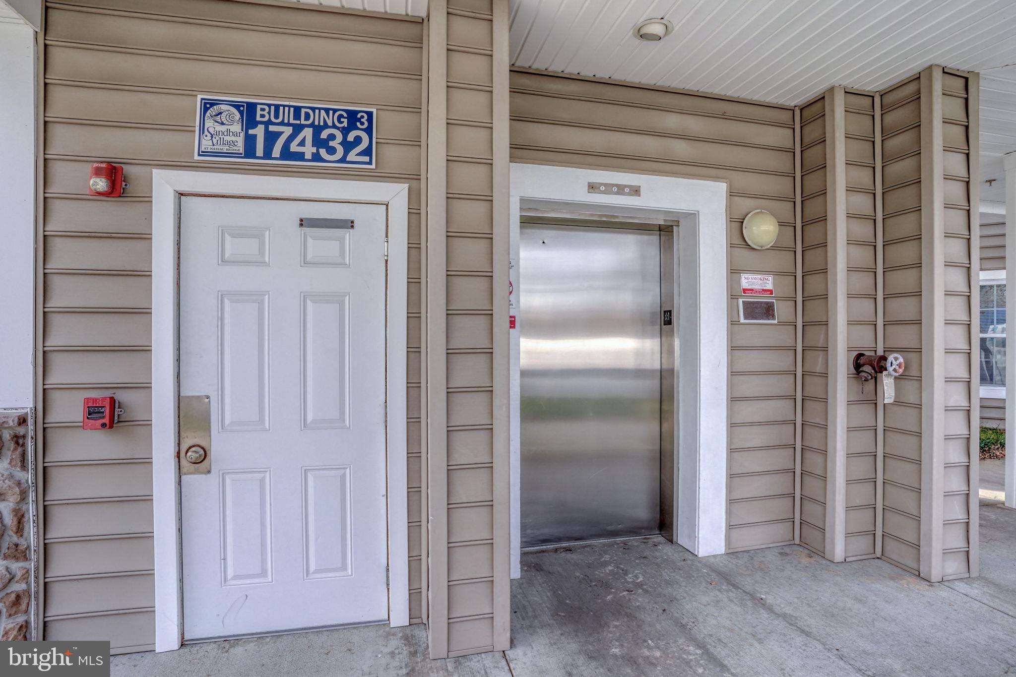 17432 Slipper Shell Way, Unit 22 Lewes, DE 19958 - Photo 5 of 50 ELEVATOR CONVENIENCE