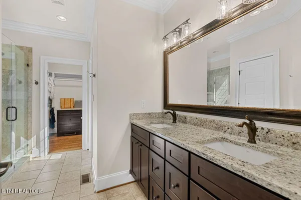 $769,900 | 239 Cool Springs Boulevard, Knoxville, TN 37934