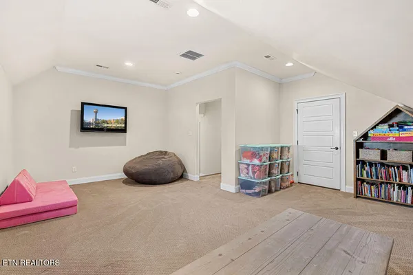 $769,900 | 239 Cool Springs Boulevard, Knoxville, TN 37934