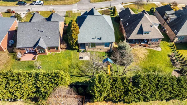 $769,900 | 239 Cool Springs Boulevard, Knoxville, TN 37934