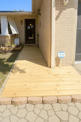 $305,000 | 807 Holbrook Circle, Fort Walton Beach, FL 32547