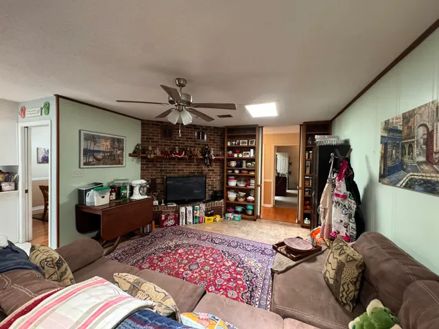 $305,000 | 807 Holbrook Circle, Fort Walton Beach, FL 32547