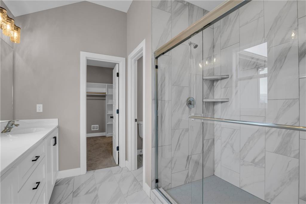 19326 South Skyview Lane Spring Hill, KS 66083 - Photo 20 of 38