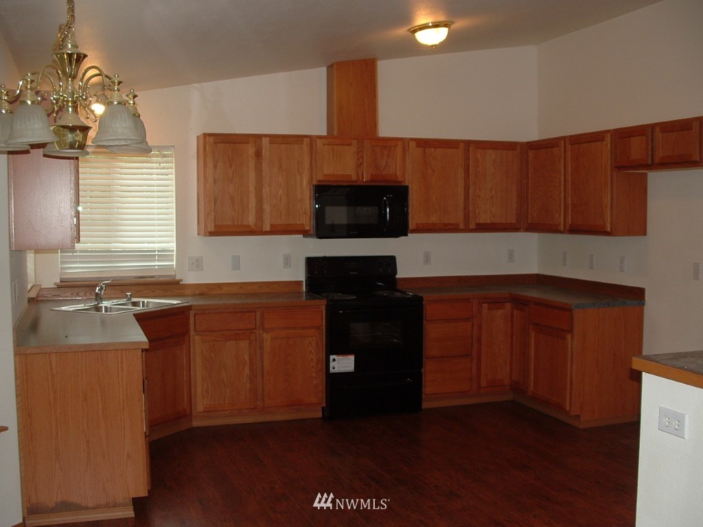 1859 Little Hanaford Road Centralia, WA 98531 - Photo 4 of 13 Gallery Image 4