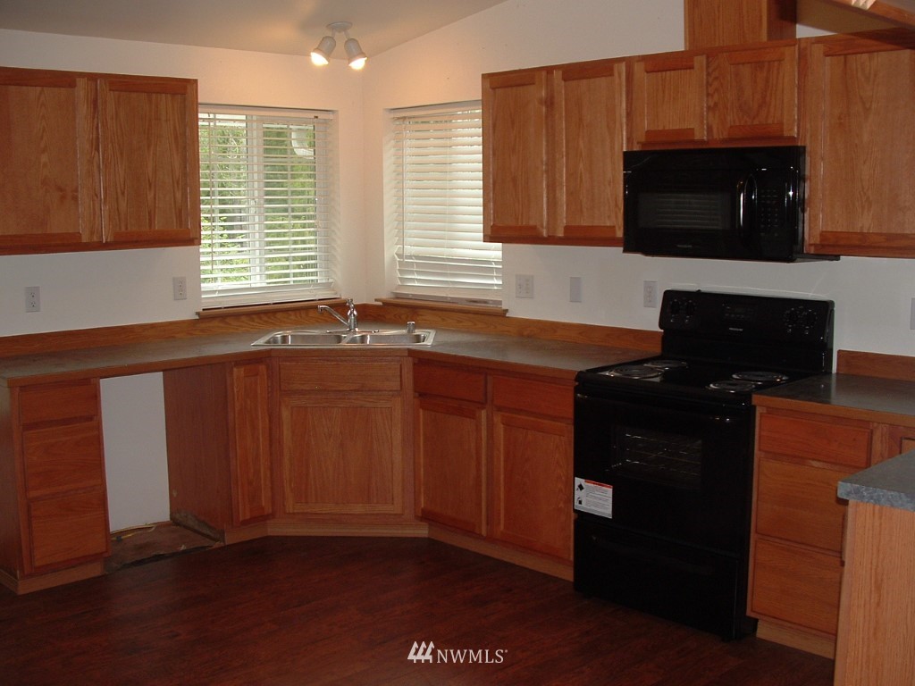 1859 Little Hanaford Road Centralia, WA 98531 - Photo 5 of 13 Gallery Image 5