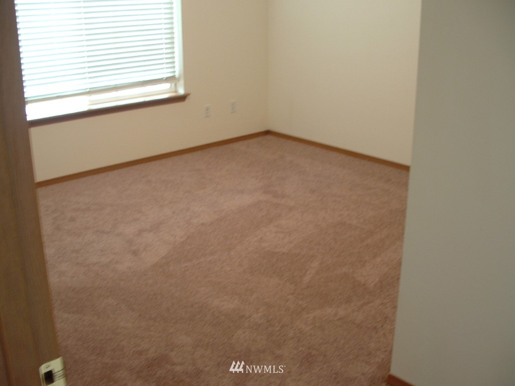 1859 Little Hanaford Road Centralia, WA 98531 - Photo 9 of 13 Gallery Image 9