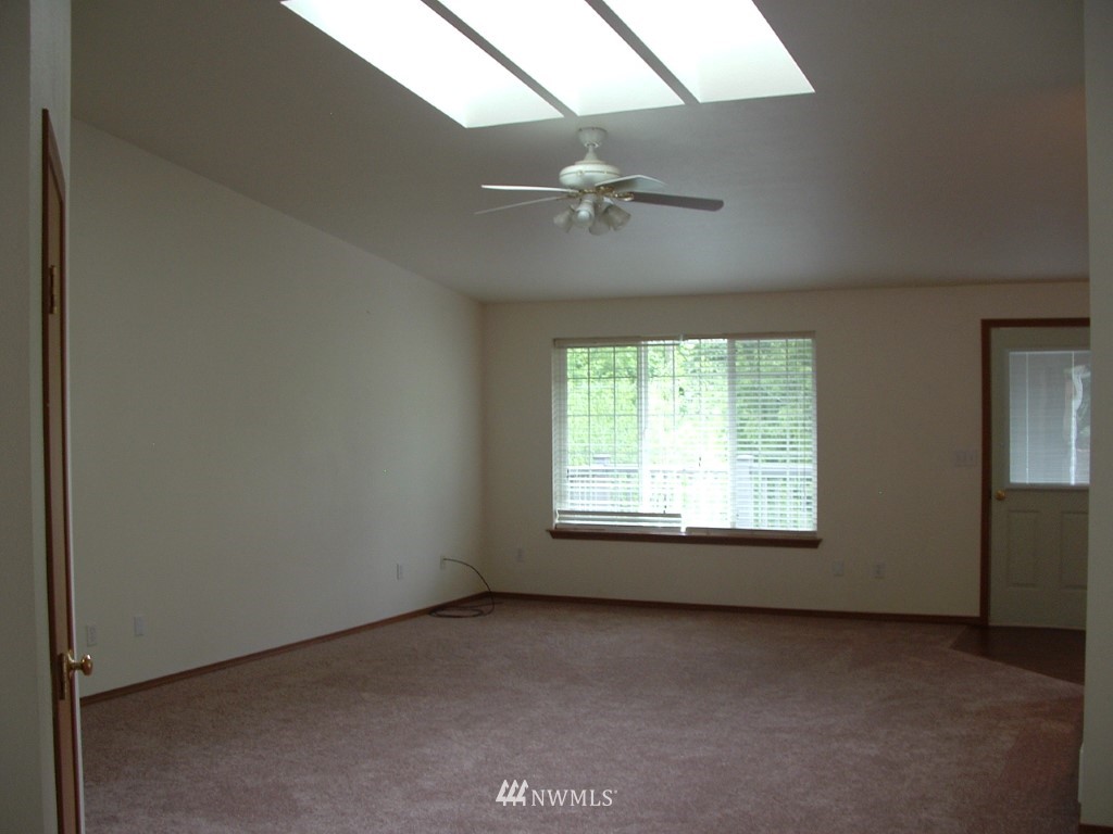 1859 Little Hanaford Road Centralia, WA 98531 - Photo 10 of 13 Gallery Image 10