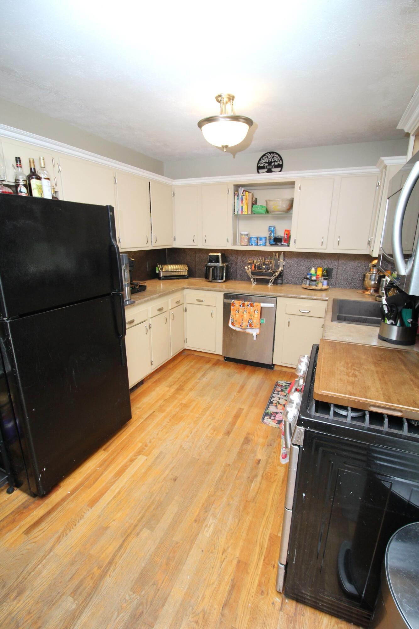 24 Mitchell Street Lewiston, ME 04240 - Photo 6 of 49 6. Kitchen