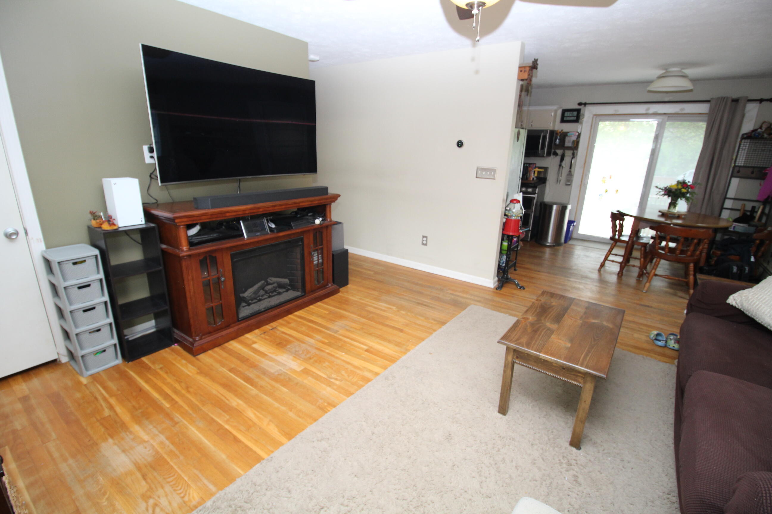 24 Mitchell Street Lewiston, ME 04240 - Photo 10 of 49 10. Living Room