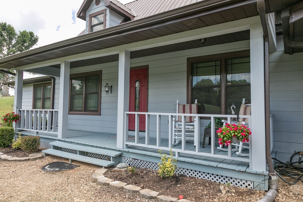 3108 Fortenberry Road Kodak, TN 37764 - Photo 36 of 47 front view of a house with a porch
