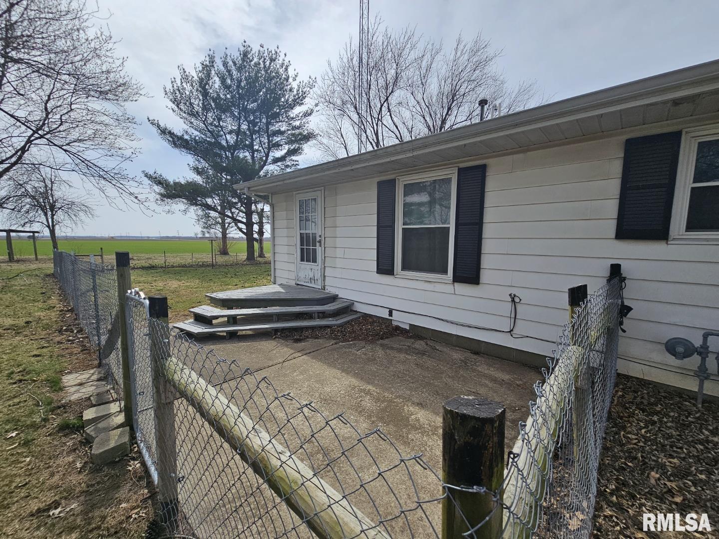 1382 Stacey Road Richview, IL 62877 - Photo 7 of 31