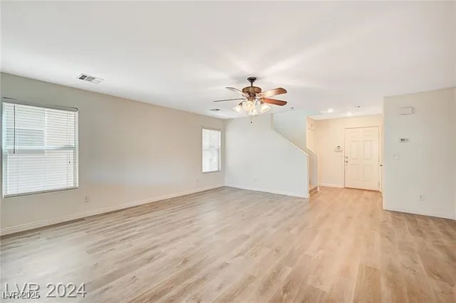 $2,100 | 11540 Kindsland Street, Las Vegas, NV 89183