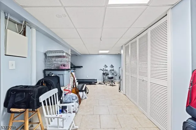 a view of a livingroom with furniture entryway