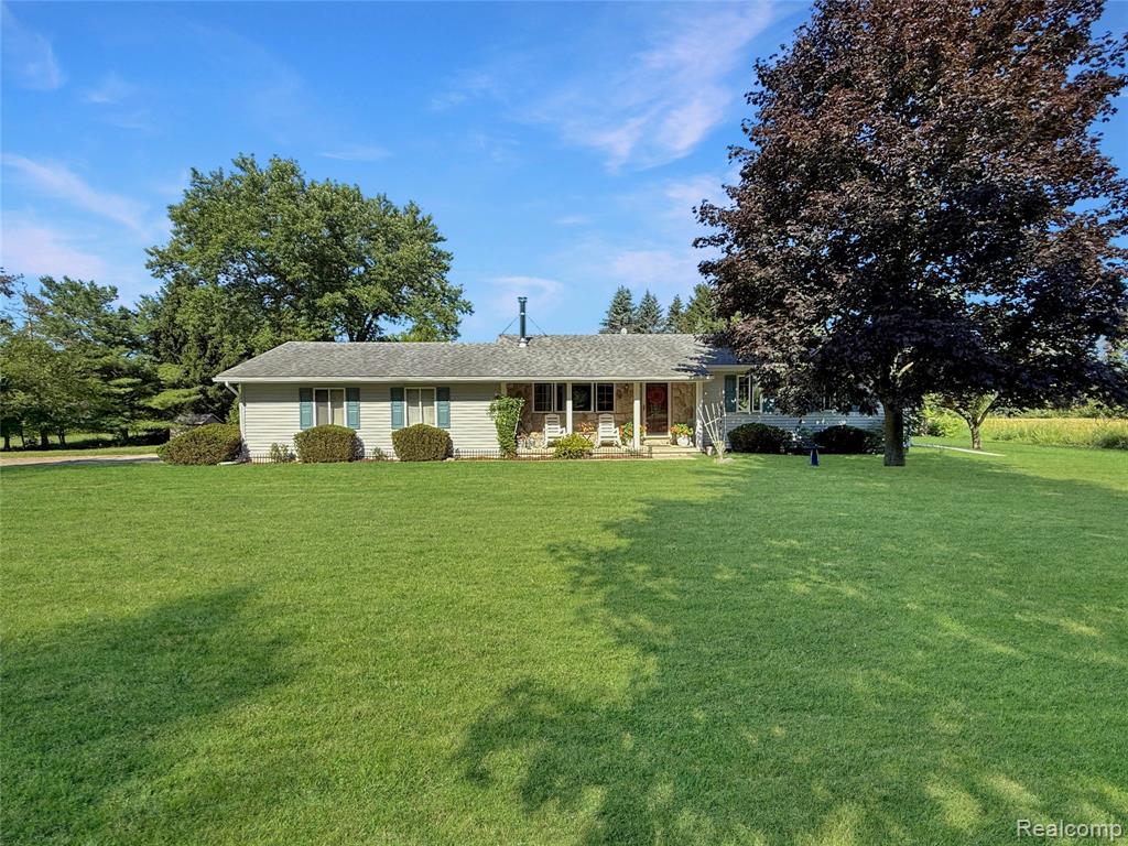 595 North Cedar Road Fowlerville, MI 48836 - Photo 4 of 75