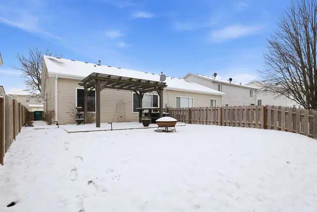 $265,000 | 21238 Edison Lane, Plainfield, IL 60544