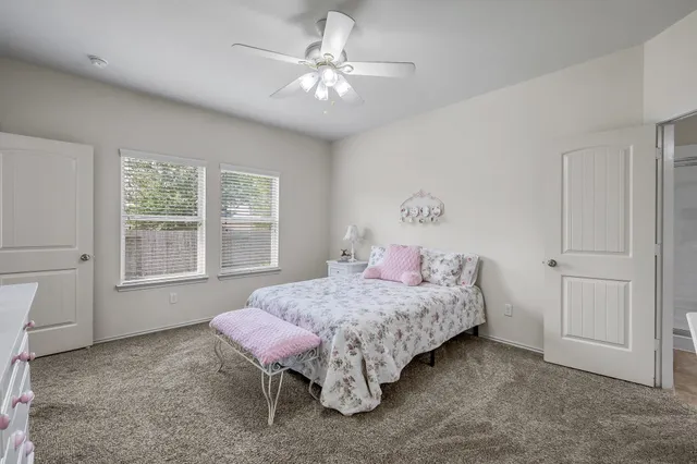 $325,000 | 12270 Little Blue Heron Lane, Conroe, TX 77304