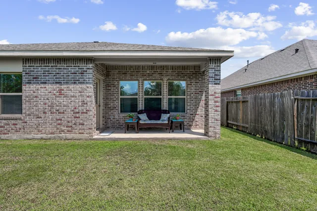 $325,000 | 12270 Little Blue Heron Lane, Conroe, TX 77304