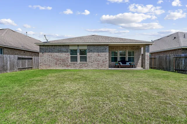 $325,000 | 12270 Little Blue Heron Lane, Conroe, TX 77304