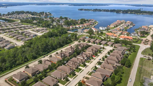 $325,000 | 12270 Little Blue Heron Lane, Conroe, TX 77304