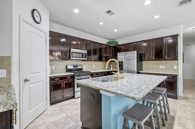 $325,000 | 12270 Little Blue Heron Lane, Conroe, TX 77304