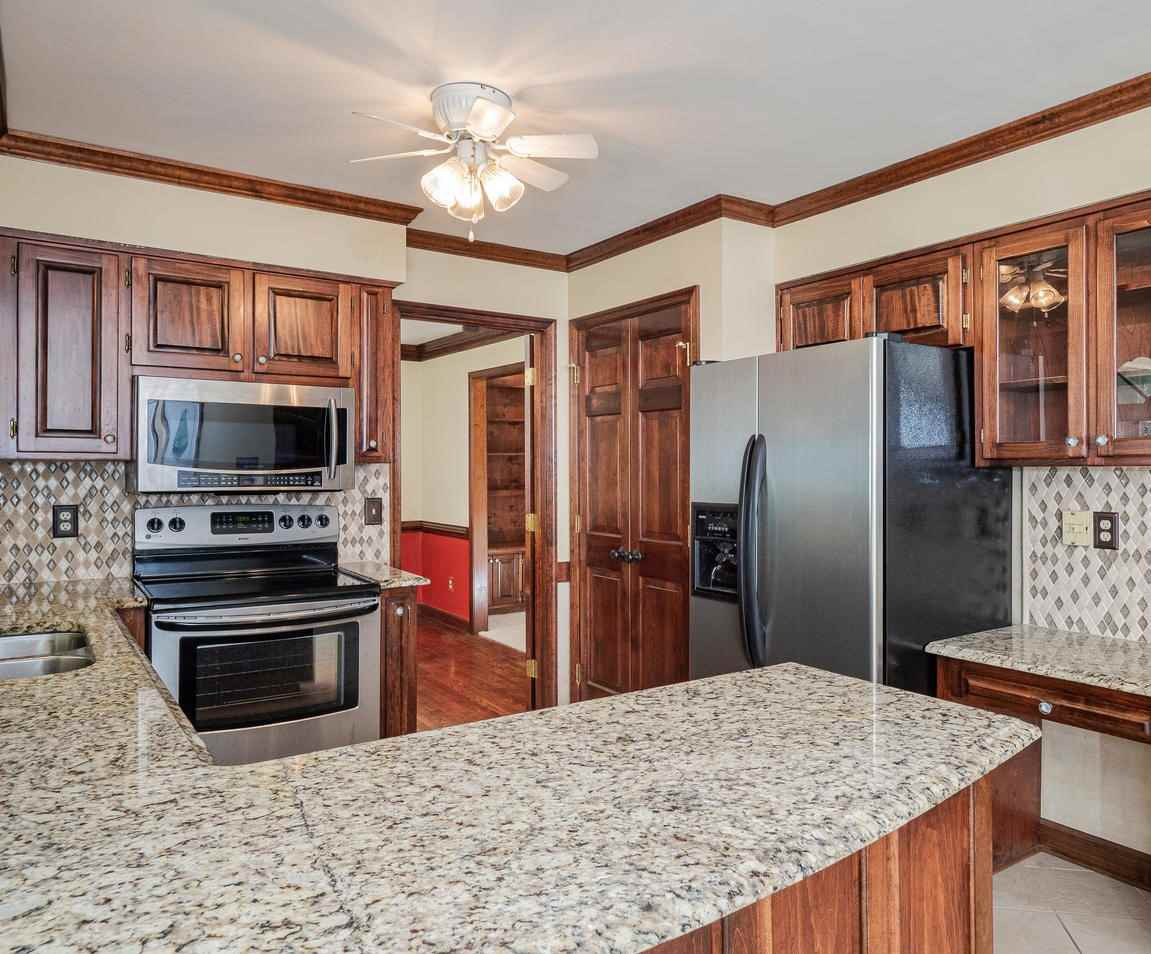 7100 Kinross Drive Raleigh, NC 27613 - Photo 5 of 24 Photo 5