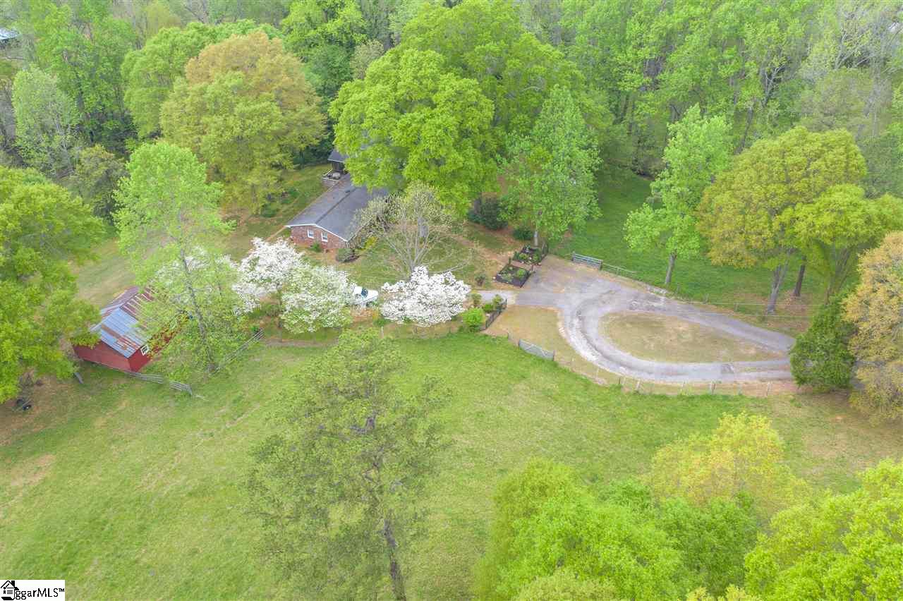 253 McCall Road Simpsonville, SC 29680 - Photo 2 of 36 Gallery Image 2