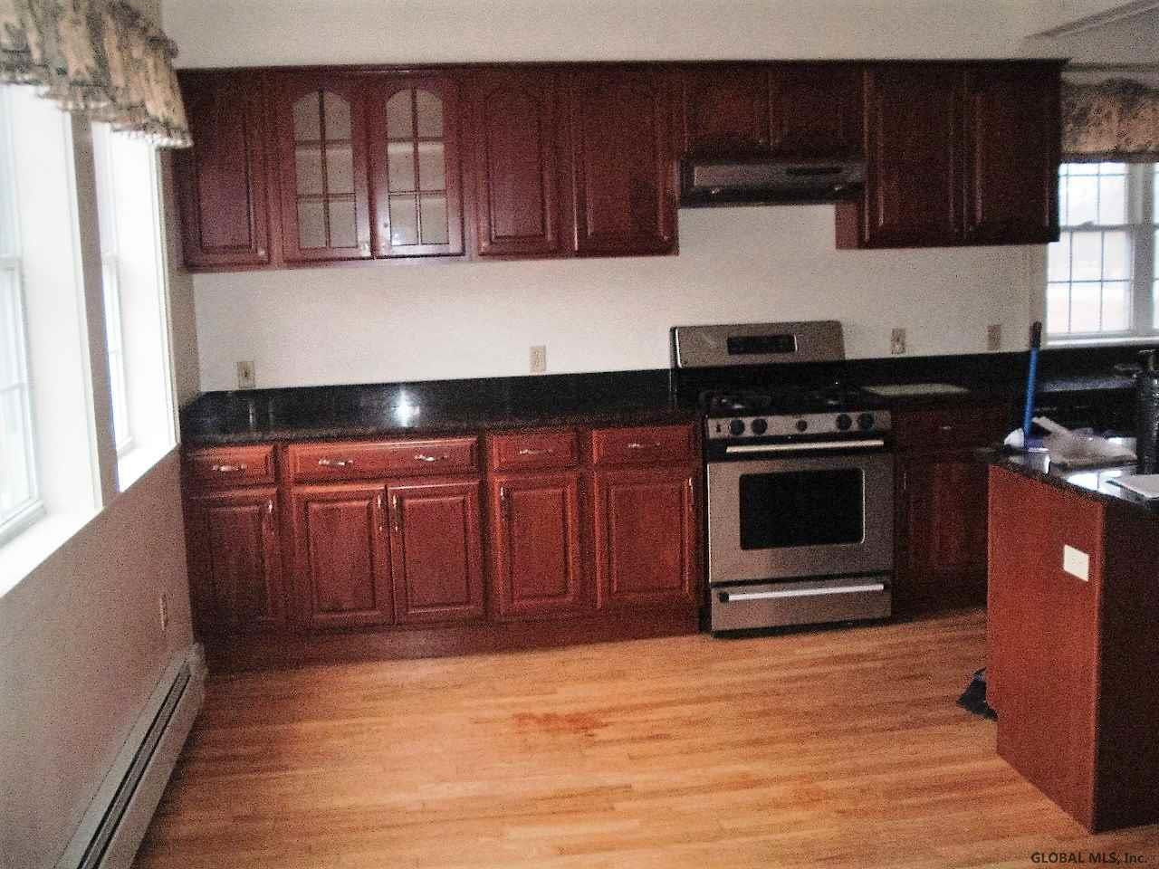 27 Tompkins Road Coeymans, NY 12046 - Photo 3 of 11 Photo 3