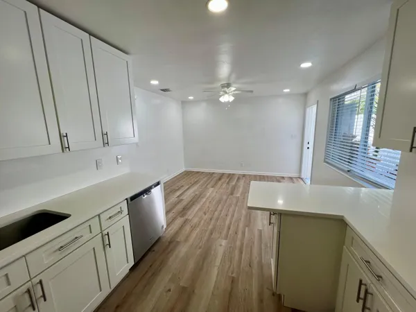 $2,100 | 1235 Beach Road, Unit 3, Palm Beach Shores, FL 33404