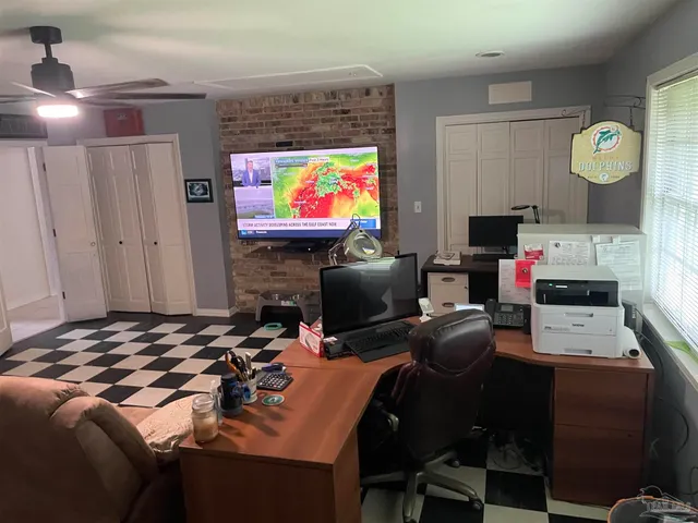 $575,000 | 101 Seamarge Circle, Pensacola, FL 32507