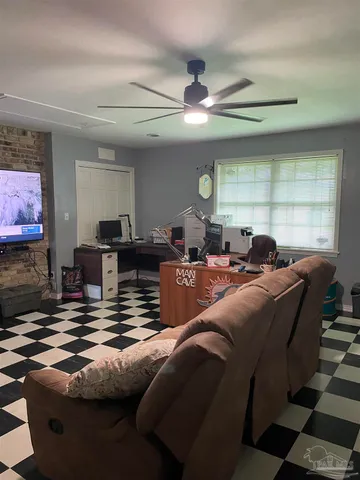 $575,000 | 101 Seamarge Circle, Pensacola, FL 32507