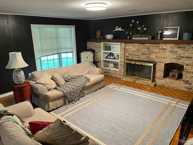 $575,000 | 101 Seamarge Circle, Pensacola, FL 32507