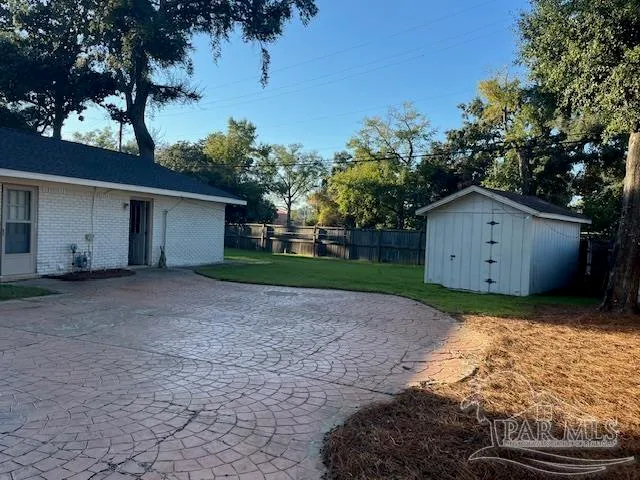 $575,000 | 101 Seamarge Circle, Pensacola, FL 32507