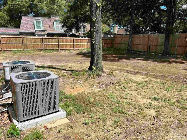 $575,000 | 101 Seamarge Circle, Pensacola, FL 32507