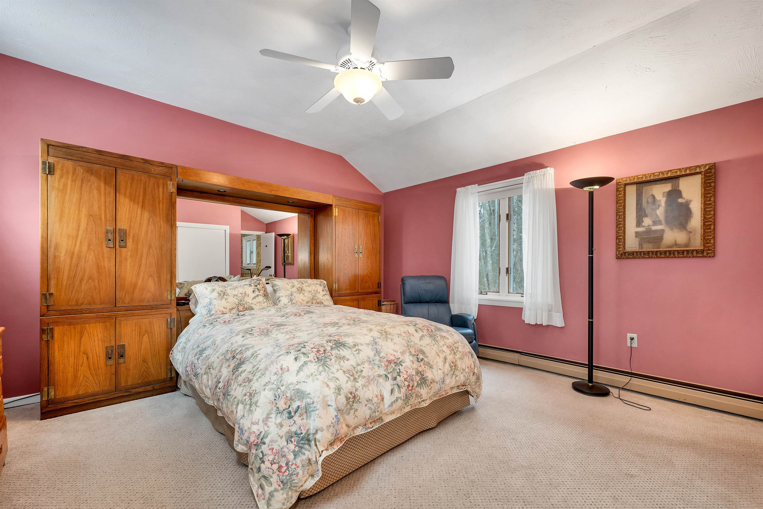 13 Park Street Windham, NH 03087 - Photo 17 of 41