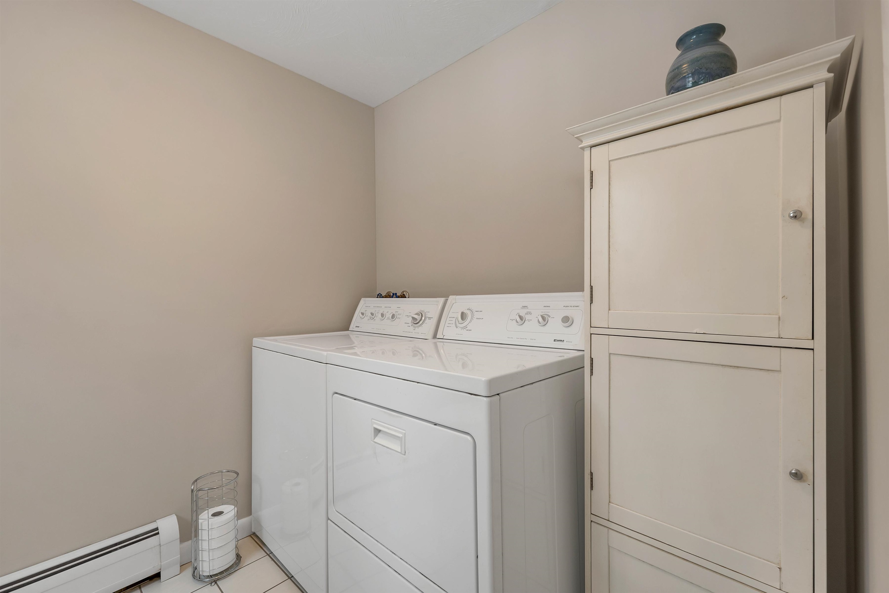 13 Park Street Windham, NH 03087 - Photo 27 of 41