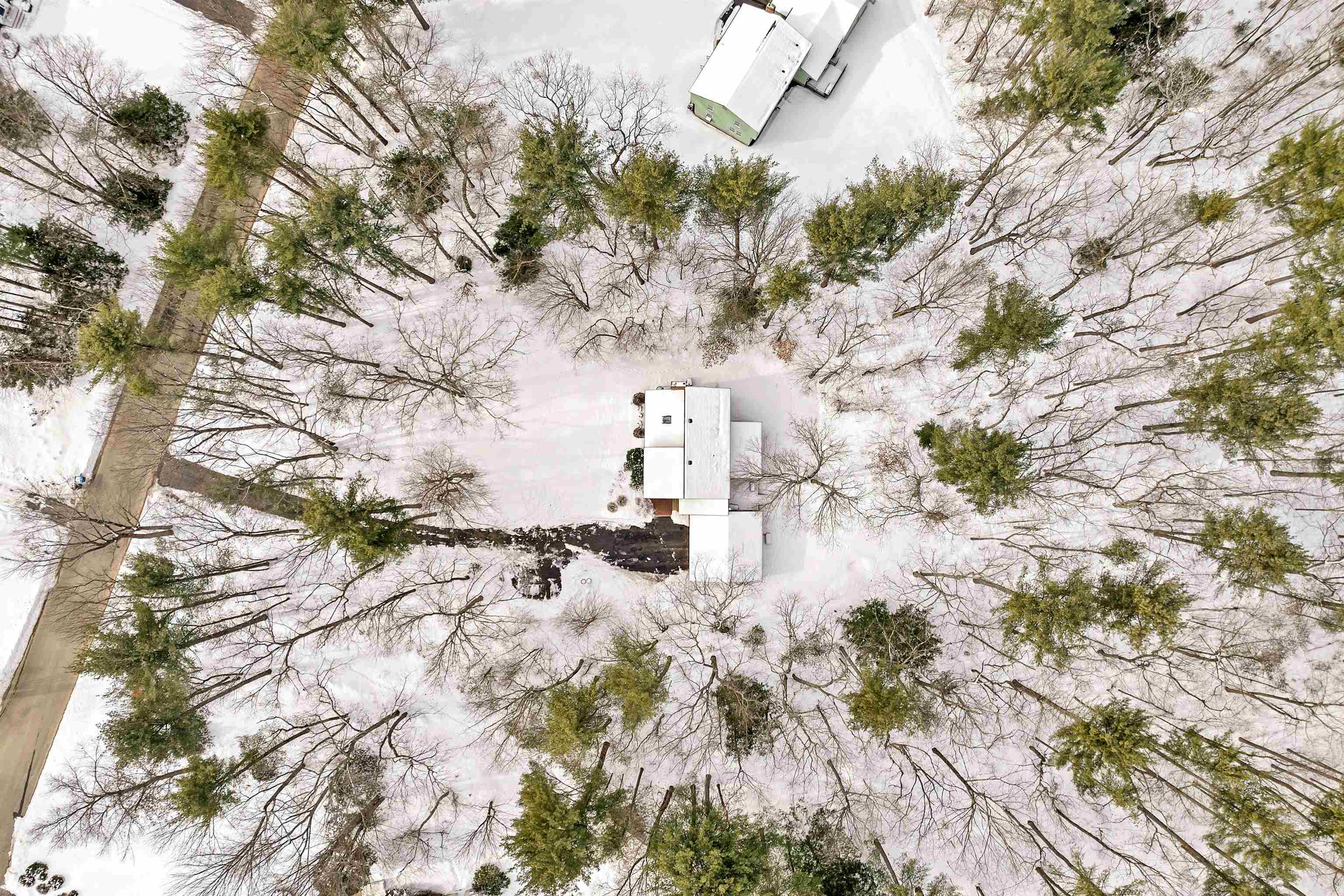 13 Park Street Windham, NH 03087 - Photo 35 of 41